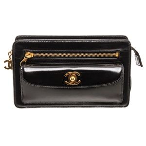 Chanel Vintage Patent Leather Wristlet Clutch Bag